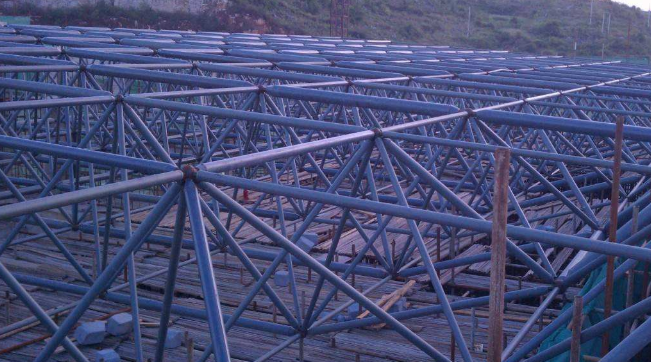 吴忠概述网架加工中对钢材的质量的过细恳求